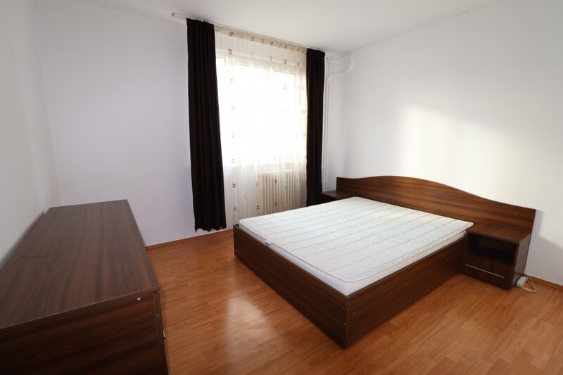 Dristor, 1 minut pana la metrou, comision 0